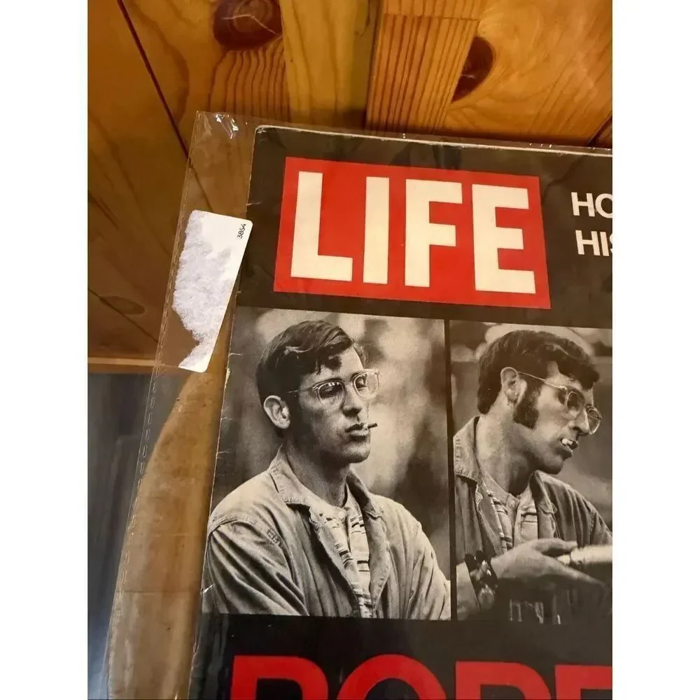 LIFE Magazine September 1 1972 Bored On The Job assembly line Richard Roundtree